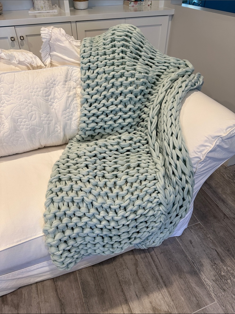 Chunky cable knit icy blue throw/blanket